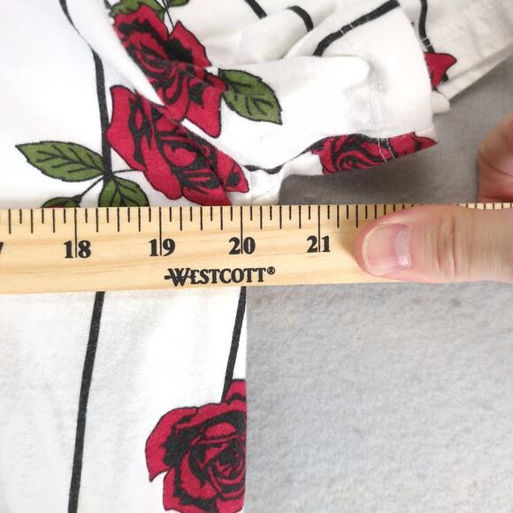 Knickerbocker Striped Red Roses T-Shirt Women's L Short Sleeves Whimsigoth Artsy - Picture 5 of 10